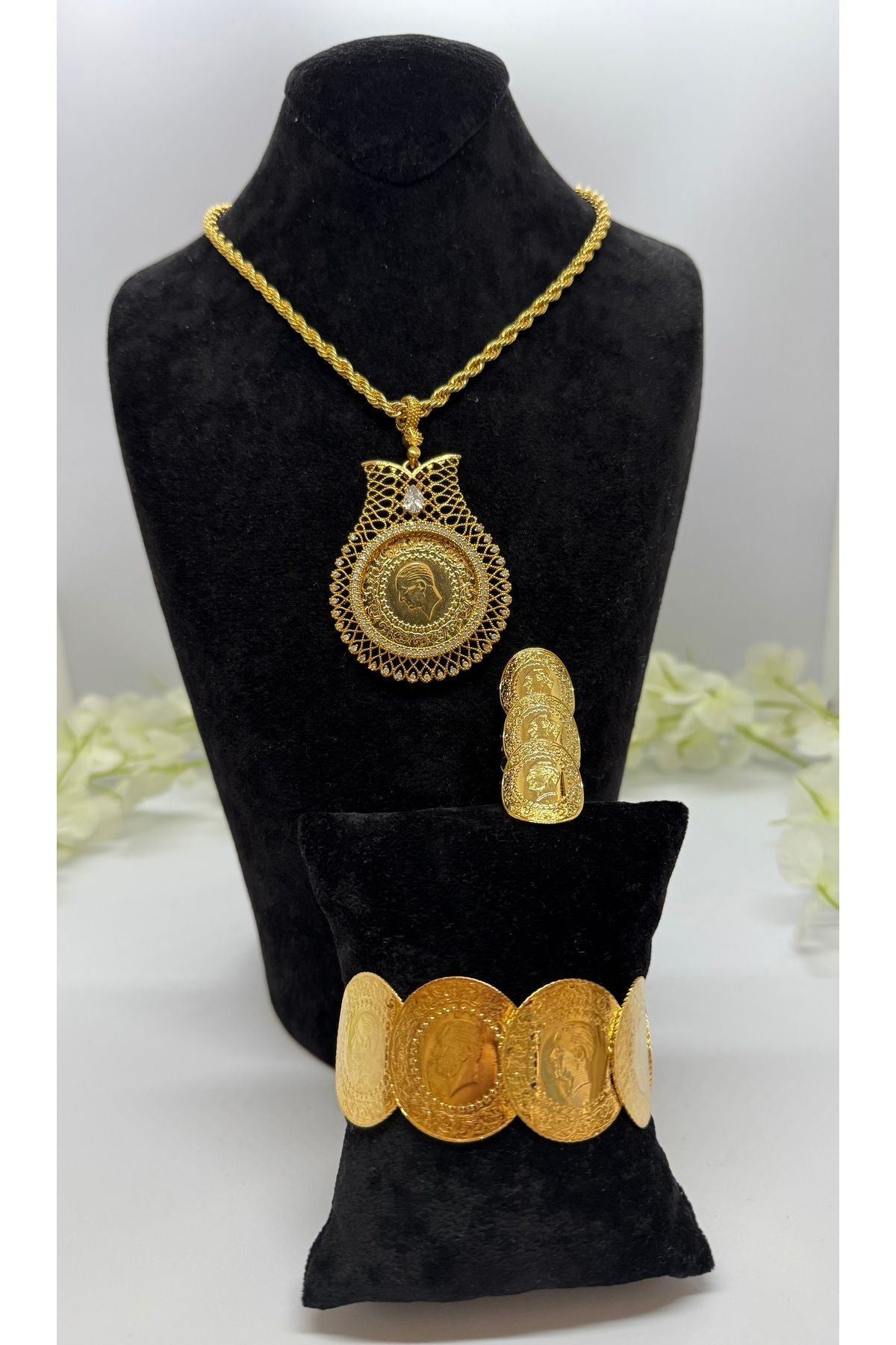22 Ayar Altın Kaplama Taşlı Tuğralı Set Lvd510